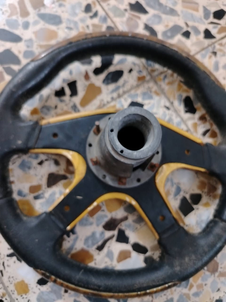 سلام عليكم
ب ٢٠
 *********** بغداد

