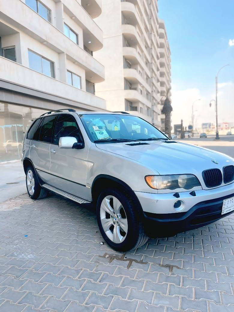 بي ام x5 موديل. 2001 كشنات كهربائ جلدخزن وهيتر 4جامات كه هربائي بلادي مضلل تبريد ثلج تايرات جديد مريات ترحيب لايت زينون قرار 48بس وكاله شرط السعر (70)مرواس حسب قناعه مكان كركوك 
***********
*********** كركوك, العراق
