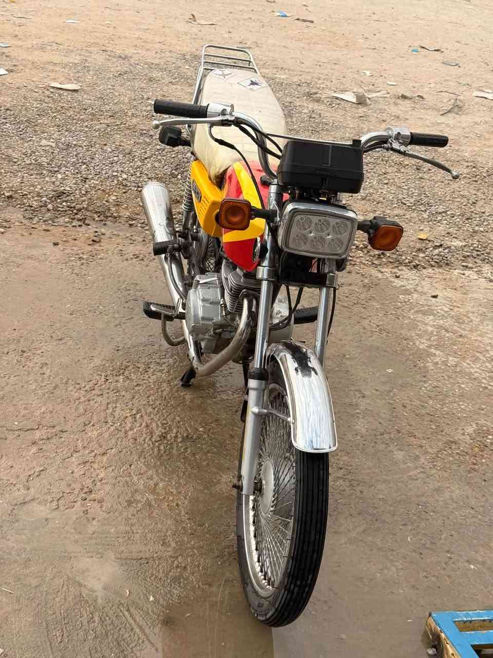 السلام عليكم 4 كير حلاويه اسكنرر مديل 20 البيع سعر450 ونضافته  كبال عينك هذه رقمي***********

