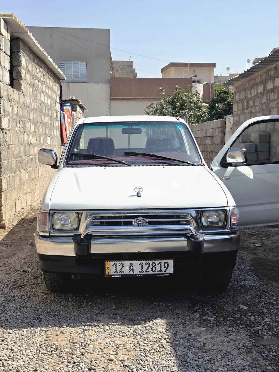 *********** ***********
السلام وعليكم بيكم تيوتا  2001 فول فول السياره جهازه ما تصرف عليه دينار خلو حيل بس بيها ملاحضات السعر 84 وبيها مجال بصيط  الطيبن مكاني الموصل يارمجه الشرقيه

