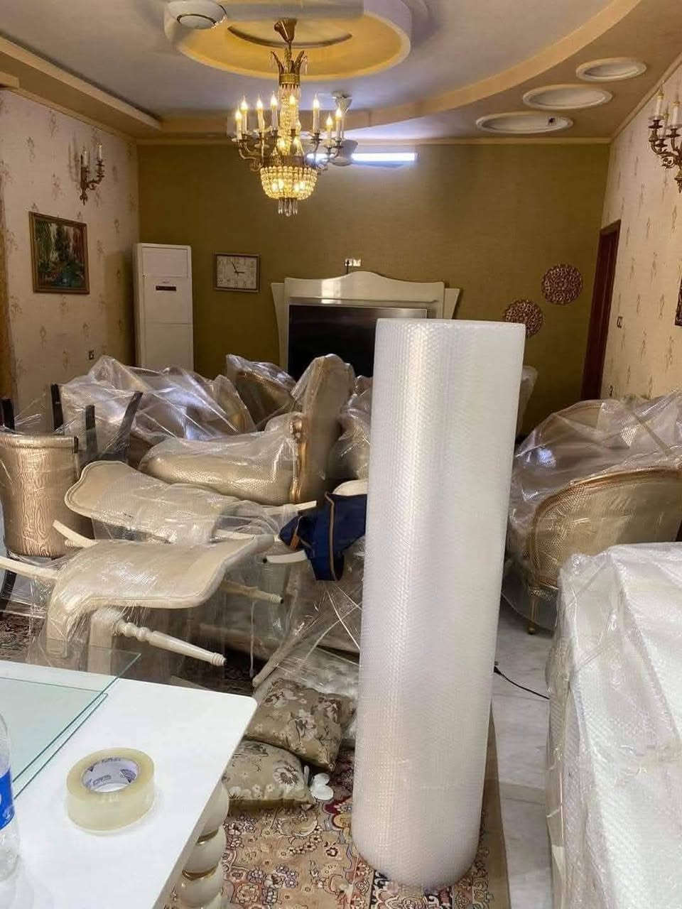 نقليات أربيل وجميع المحافظات وية شركتنة أغراضك بمان متوفر كادر عمل مختص في مجال فك وتركيب غرف النوم إضافتن تغليف  +فك السبالت ولتنصيب كل الي عليك تتواصل واتساب علة الرقام التالية ***********+***********
