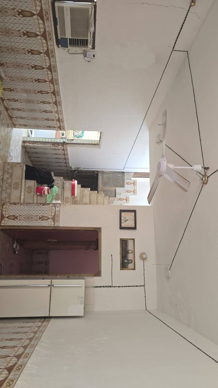 طعيسات • ٣٠٠م • ٣ غرف