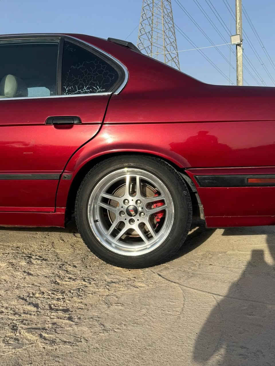 السلام عليكم
BMW 

لون ماروني كرزي 🍒 

وجه دخاني حاويه 🦾

بجم عريض دعاميات M

رقم دولي الجديد تحويل مباشر

محرك مسكر عدل 🏮 كير اوتماتيك 

#مديل  93  #اربيل  

هزة 2027/8

سنوية جديده 203‪0/11/30

كشنات جلد جديد 

كهربائيات وضفيره جديد حاوية. 

تخم تاير جديد وكالة الأصلي 

ويل M  ام حاوية جديد 🆕 

ريمونت تقفيل 🔒 

كير مكينه جديد بدون مراوح وشلعه

ارفلو حاوية

أناره و كهرباء ⚡️ كله شغال

تبريد جاهز 🧊 

#مكفوله من الحادث مصبوغه #جماليه

 حداديه امامي خلفي جديد

اكسل جديد سياره خير من الله 

السعر 53 وبيها مجال بسيط 

مكاني واسط العزيزية 

اتصال ☎️  077‪24909071 / 078‪06233633
