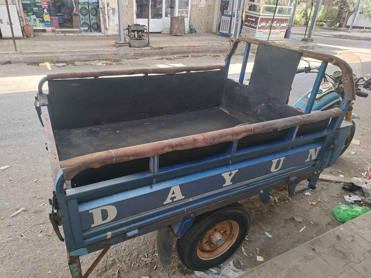 يالله ستوته للبيع موديل 14  ستوته جديده خير من لله تايرات كهربائيات كلهه شغاله سنويه ورقم متذب عليهه ولا الف رقم صاحب الستوته *********** اخوان اني مكلف بالنشر
