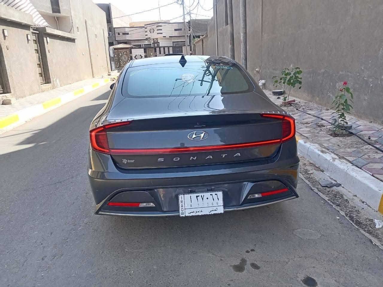 سوناته ٢١ • مكينه ٢٥٠٠ • شاشة وكاميرا