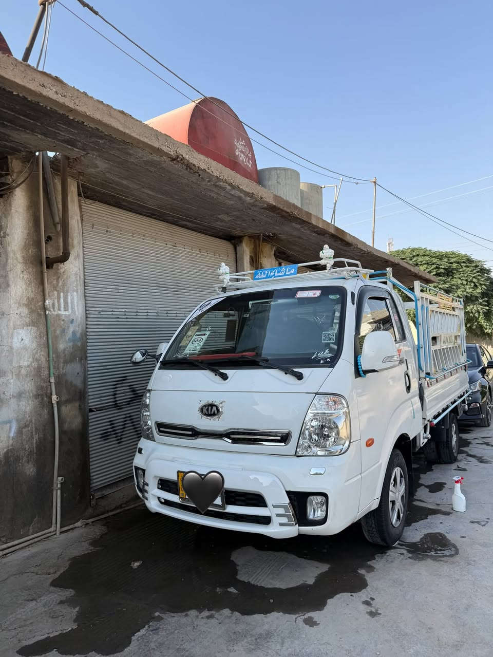 سەرەتا  بەناوی خوای گەورە
کیا مۆدێل ٢٠١١ ئاڵتونی بازاڕ  ٣٠٠٠ مەکینەڕەشی سۆپەر 
سەیارەکە کامل جایزە لە سایەقێکی کەمە بۆ کەسابەت
٦ تایەی لۆکی لەژێڕە 
کلاجی تازە گۆڕاوە 
جێ بڕاوەکەی چاک کراوە بەشەرتی ٤ تەن بارکردن 
کامل جوانکاری بۆ کراوە 
سەیارەکە مەسفرەفی ٢٥٠ نیە 
سەیارەکە ٢١٠ هەزار ڕۆشتوە
گەر مووشتەری نیت سەری یەک با نەیەشێنین 
***********
