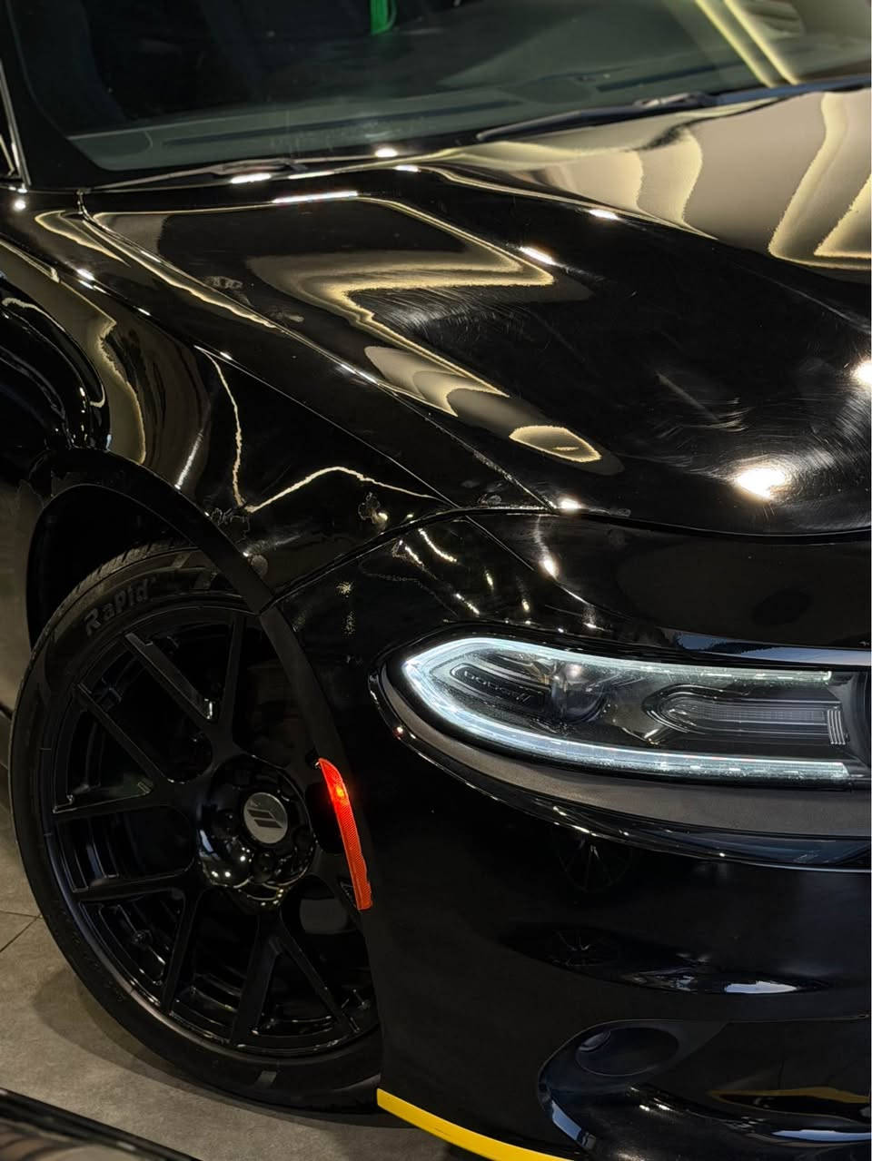 #سعر_مناسب_جدا ارخص سعر بالكل سوق 🔥بيع سريع 🔥🔥🔥🤌
دوج جارجر جي تي
DODGE CHARGER GT. 2019
اللون:اسود
عداد المسافات:120:000مايل
المواصفات: امريكي  
السيارة بها ٣ قطع صبغ
٦سلندر محرك(٣٦٠٠)
كرسي كهرباء
كراسي سپورت(حضن)
كراسي تدليك
شاشة_امامية_كبيرة_اصلية_لمس_حراري_(11 inch)_الجديدة_كليا
نظام_خرائط_(نظام ملاحة)_navigation
مستشعر_صف_المركبة
نظام_مساعدة_بدء_التشغيل_على_المرتفعات
نظام_التحكم_بالاداء
نظام_قياس_قوة_المحرك
نظام_اطفاء_المحرك_فقط_عند_الوقوف_واعادة_تشغيله_تلقائيا_عند_المشي_
‏AUTO_START
نظام_التحكم_بالانطلاق
نظام_اعداد_نمط_القيادة
نظام_اعداد_النمط_الرياضي
نظام_اعداد_النمط_الافتراضي
مراة_زئبقية
كامرة خلفية اصلية
شاشة عرض الاعطال
تشغيل عن بعد
كروس سرعة
فول تحكم استيرن(جهتين امامي+جهتين خلفي)
شفتات كير بالاستيرن
دبل كير(عادي+أوتوماتيك)
ناقل حركة ٨ نمر
نظام_SUPER_TRACK_PAK
نظام_سپورت_SPORT
نظام مانع انزلاق ABS
حساس خلفي
مري تدفئة
نظام تحكم بمستوى الانارة الداخلي
نظام تحكم بمستوى الضوء الداخلي
لايت عدسة
لد نهاري
بك لايت LED
ويل_20_Scat pack طايرات جديد
مدخل
‏CARPLAY  
‏المكان( اربيل شركة پيرس موتورس👌)
رقم دهوك سيارة باسمي تحويل أو وكالة شرط نفس اليوم

للسعر و للاستفسار خابر  
***********.         واتساب أربيل, العراق
