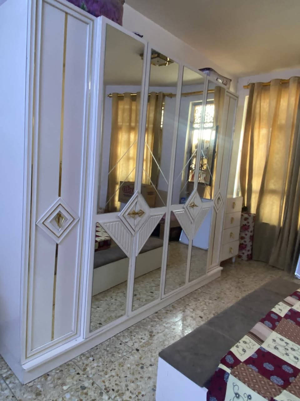 الحبيبيه بغداد • للبيع • غرف نوم