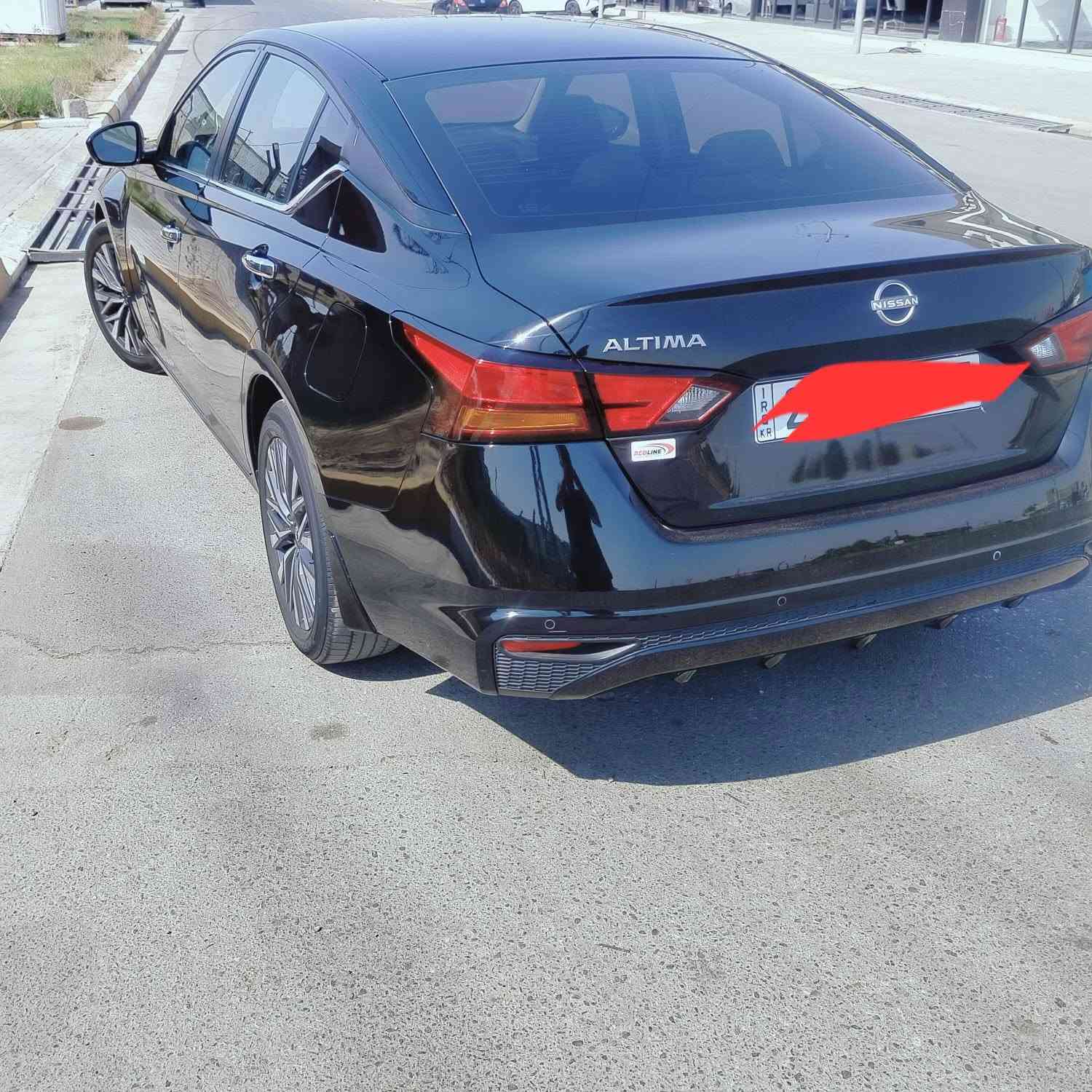 سلام عليكم نيسان التيما موديل ٢٠٢٣ كلين بس دعاميه شرط ماشيه ٥٠ ميل مواصفات رادار امامي وخلفي بصمه تحديت مسار السياره رقم دهوك دولي السياره بل موصل السعر ١٤٣ بيهه مجال قليل رقم تلفون كورك *********** اسيا ***********
