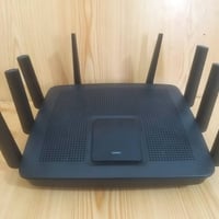 راوتر  كيمنك  LENKSYS  للبيع   AC 5400  2.4 GHZ   //  5 GHZ    يبث بتر...