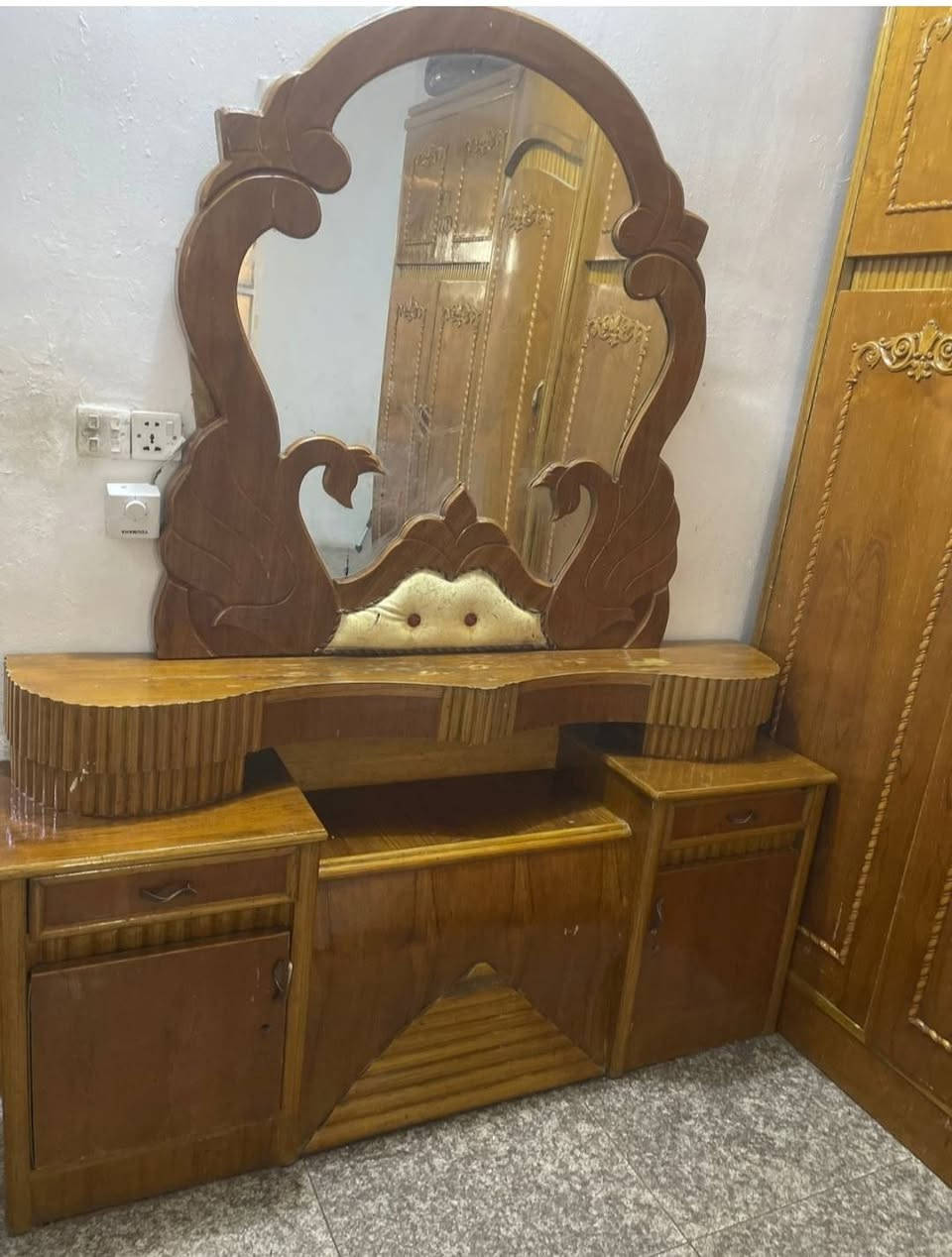 غرفه نوم تسچام صاج داخل وخارج لبيع المستعجل كربلاء حي الوفاء غير متواجد على الفيس للاستفسار واتس *********** @
