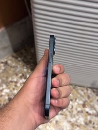 iPhone 13 السلام عليكم جهاز ايفون ١٣ وتر بروف  البطاريه 90 الذاكره 128...