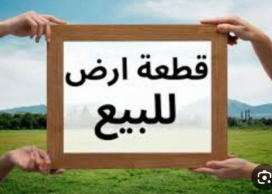 قطعة ركن • ٢٠٠م • حجي حسين