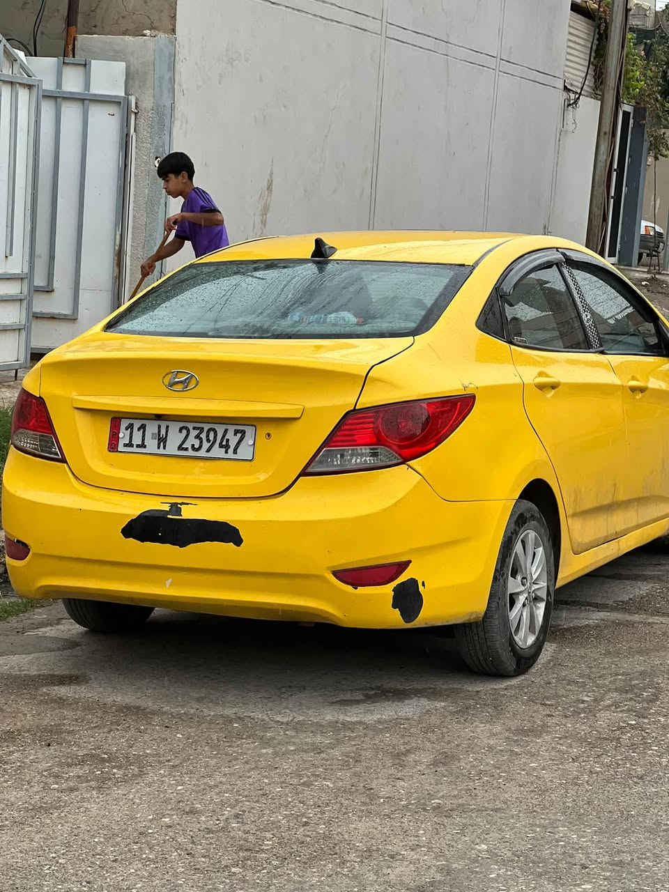 اكسنت للبيع موديل 12
سعرها 70وبيها مجال شي
 بسيط  ورجائن الموشراي لايتعبني ولا تعبه 
محركه بي بدايه صرف وعليها منضومه غاز كير اوتو 
ضررها جاملغ خلفي معجون وبدايه السقف الي فوك الجاملغ هم معجون للاستفسار اكثر ***********
