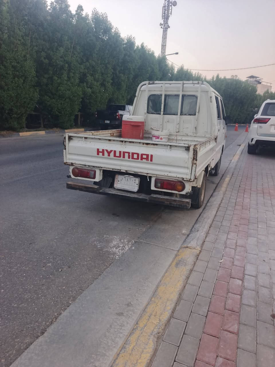 هونداي بورتر موديل 2005 دبل قماره كير عادي محرك 3000 مفتوح
سياره بلاديه مابيها قطره صبغ كير ومحرك ولاكسن خير من الله تخم تاير وحداديه جديد بشرط التحويل السعر, 48 وبيها مجال بسيط مكان السياره كربلاء(***********)
