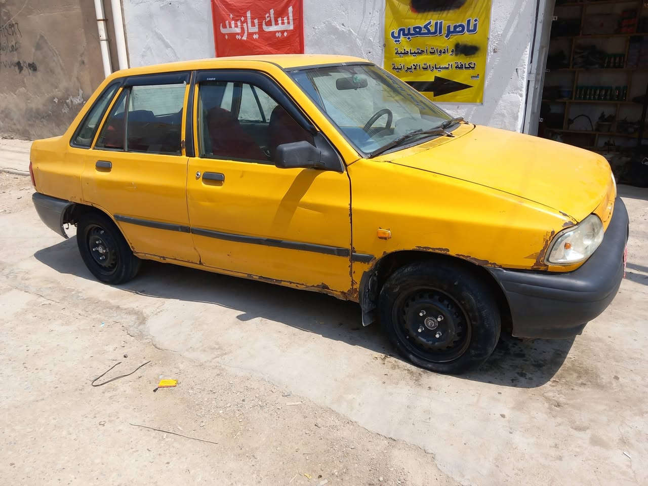سلام عليكم سايبه موديل 12مكينه خير من الله والكير الرابع يفلت تخم تاير جديد حداديه جديده باتري جديد درايمات كله جديد جاهزه سياره راعيهه راح رقمه مني ابيع كوم حديد قفلهه بدون عمله مليون ونص مكاني حي المعلمين الجديد ***********

