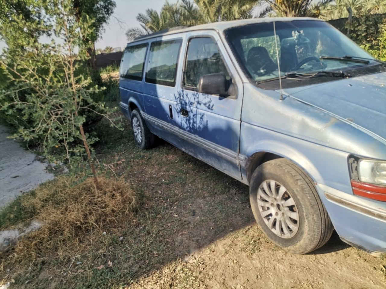 للبيع دوج كلايزر ٩٣ كوم حديد عطله كهربائي ونتركت سياره ***********
