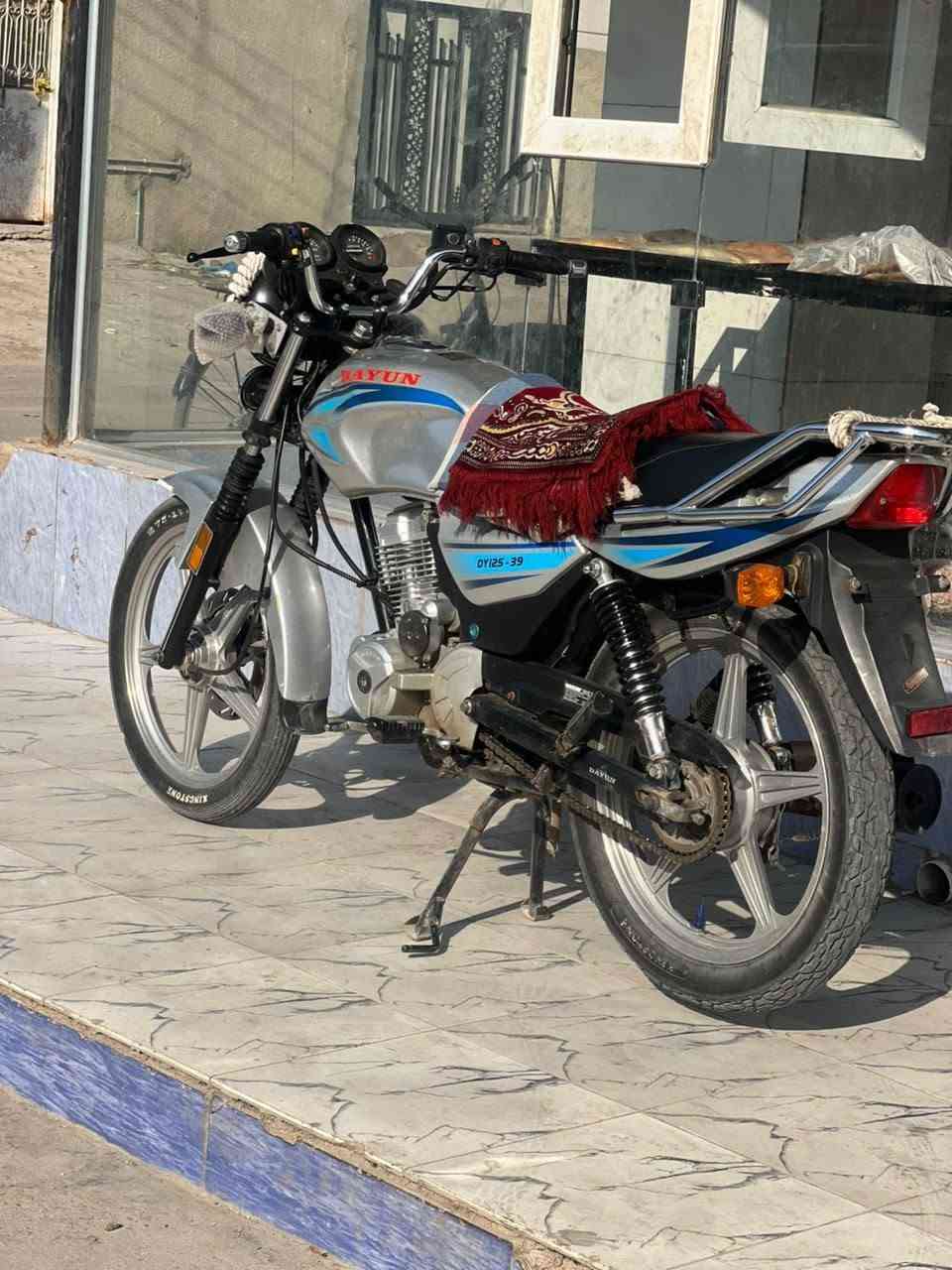 دراجه للبيع موديل 21طالع ب25 اوراق اصولي مكفوله كفاله عامه ماعده التانكي معفوس شراي تعال خاص او اتصل  ***********
