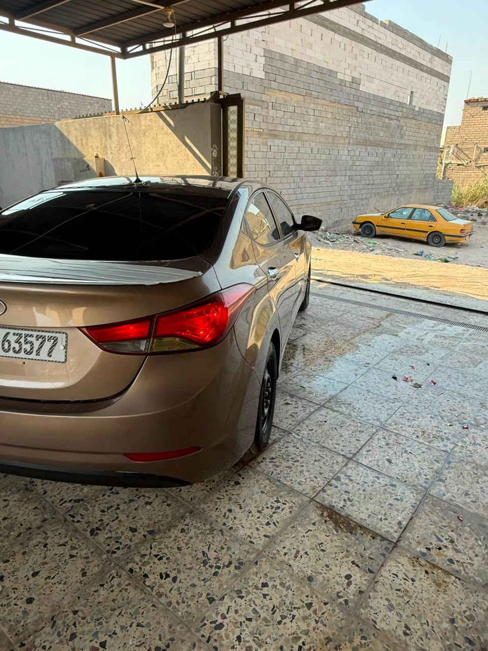 هونداي النترا 
2016
خليجي 
سيارة بدون دواخل 
فقط بيها كم ملاحظة بسيطة في السونار 
موجود التقرير في الصور
مكينة 1800 كفالة من الفتح 
مكينة كير كفالة شرط
تبريد منظومة جديدة
حدادة تخم تاير جديد 
رقم ذي قار الجديد شرط التحويل 
رايدها ب 90 وبيها مجال
موقعي البصرة ابي الخصيب
لأستفسار الاتصال على الرقم
***********
*********** البصرة, العراق
