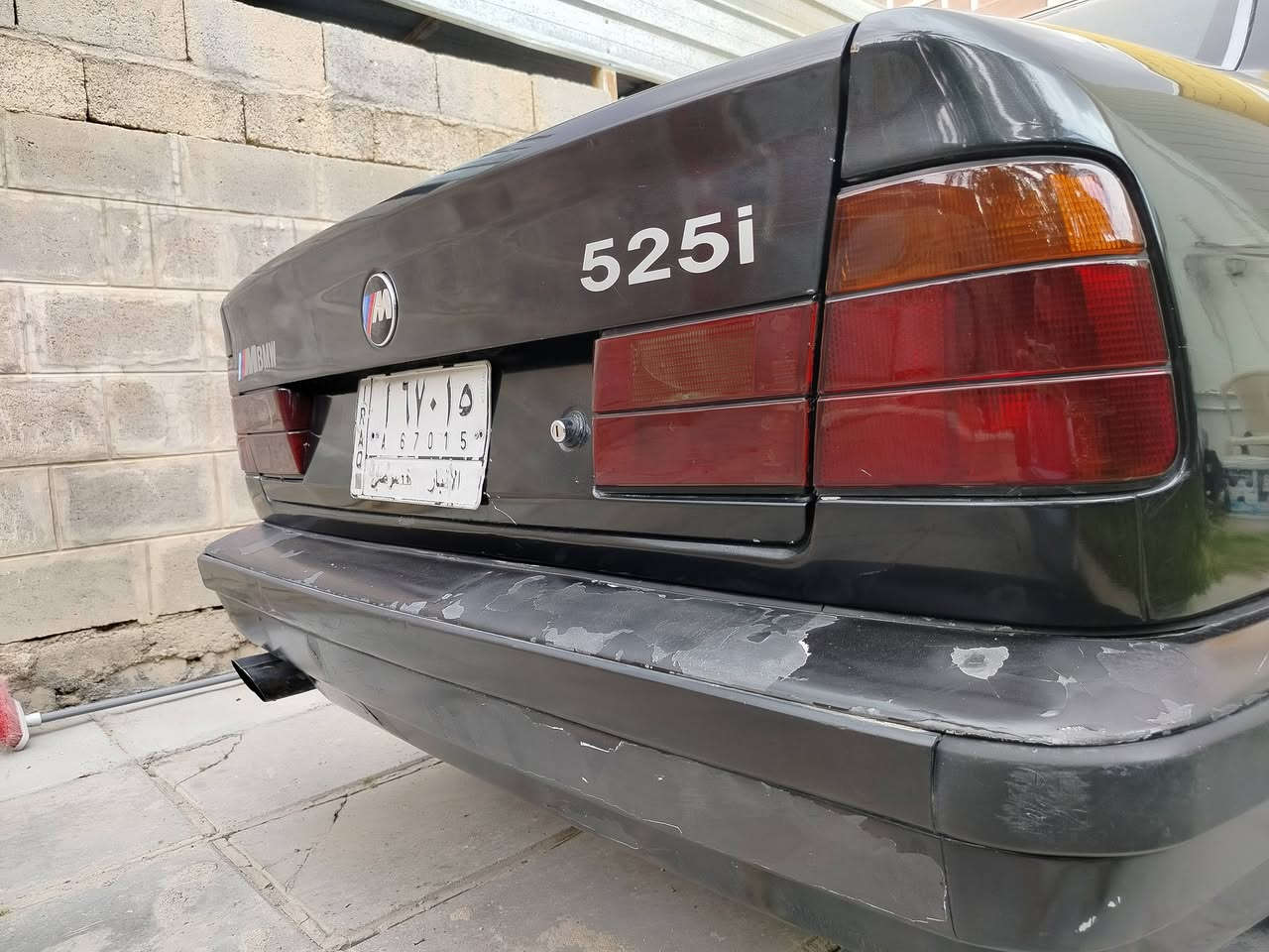 السلام عليكم و رحمة الله وبركاتة
BMW 525i,,1992
 مصبوغه عام بدون ضرر بدون خياس بأسمي مداور ثاني يوم  
مواصفات السيارة 
فتحه شغاله 
اربع جام كهرباء 
سنترلك ريمونت 
كشنات جلد 
تبريد تدفئة شغال
محرك كير صدر تايرات كاردن كهربائيات  كلة كفاله السيارة بدون نقص شرط تشغل وتطلع وين ميعجبك 
السعر$$$$ 55 $$$$ وبيه مجال قليل 
للاتصال ***********. بي واتساب 
    ***********.  مكاني الانبار.    القائم @
