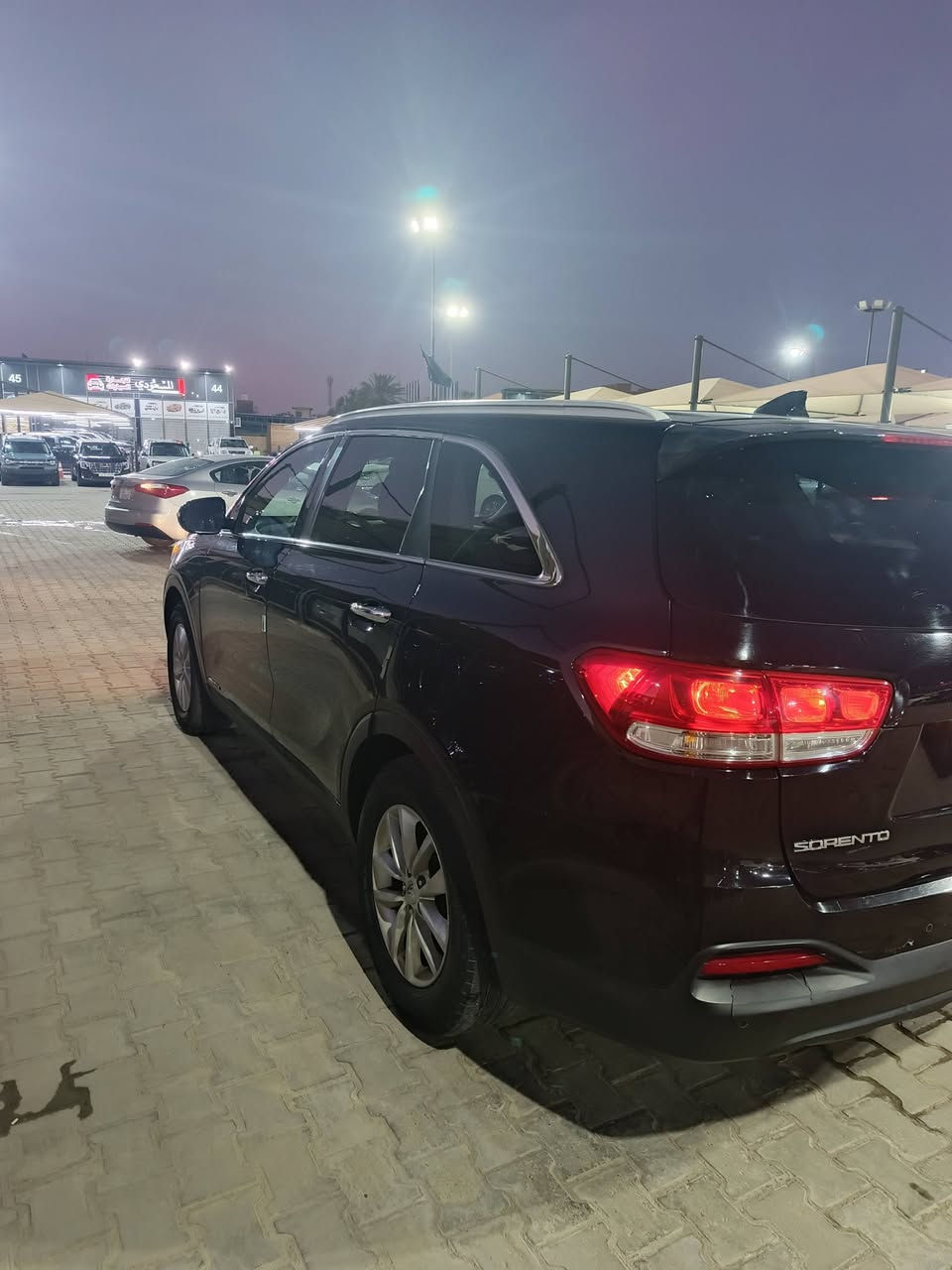 سورنتو مديل 16 وارد امريكي صبغ بنيد فقط 
6 سلندر 3300
7 راكب 
3 قطع تبريد
فور ويل 
كرسي كهربائي 
كامره دواره 
انضمت القياده ايكو   عادي   سبورت 
رقم بغداد بسمي هزه جديده
سعر 168

***********
