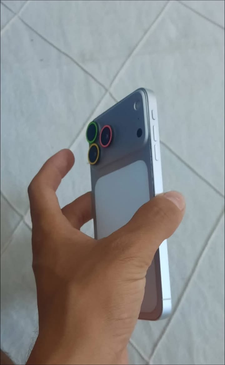 آيفون XR • ٦٤ • فيس ايدي شغال