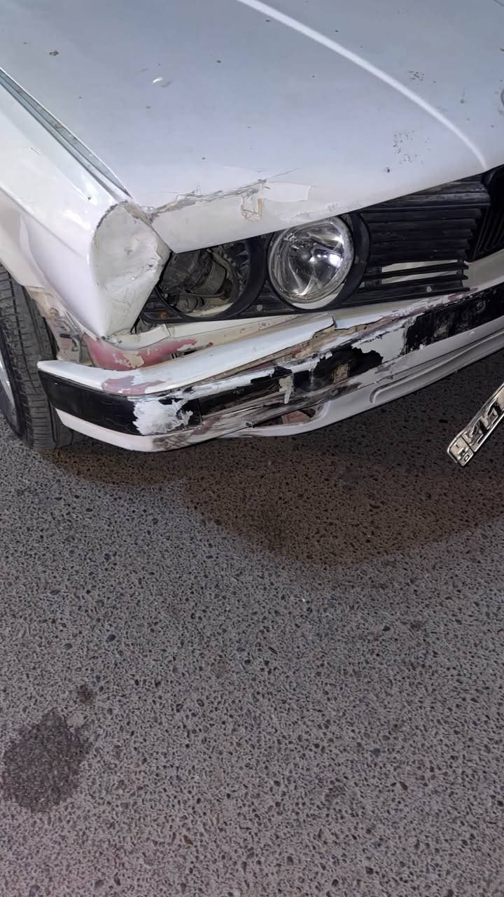 سلام عليكم
BMW E30 مكينه 525 
السياره نشطه كلش عضمتها حلوه ابيع علا ضررها 
*********** 30$
