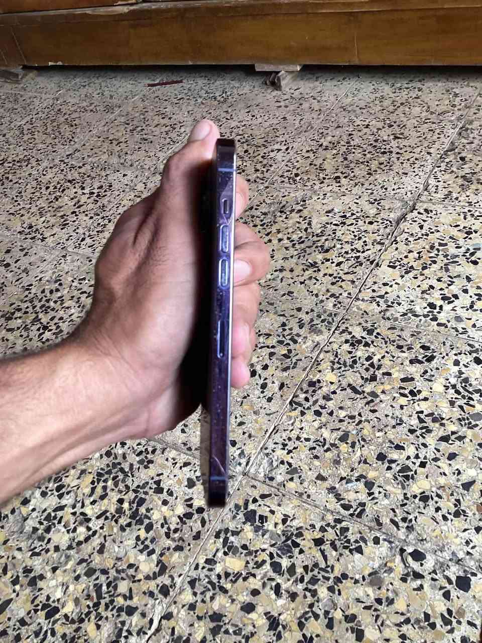 ايفون ١٤ برو ماكس • دبل شريحة • بطارية ٧٥%