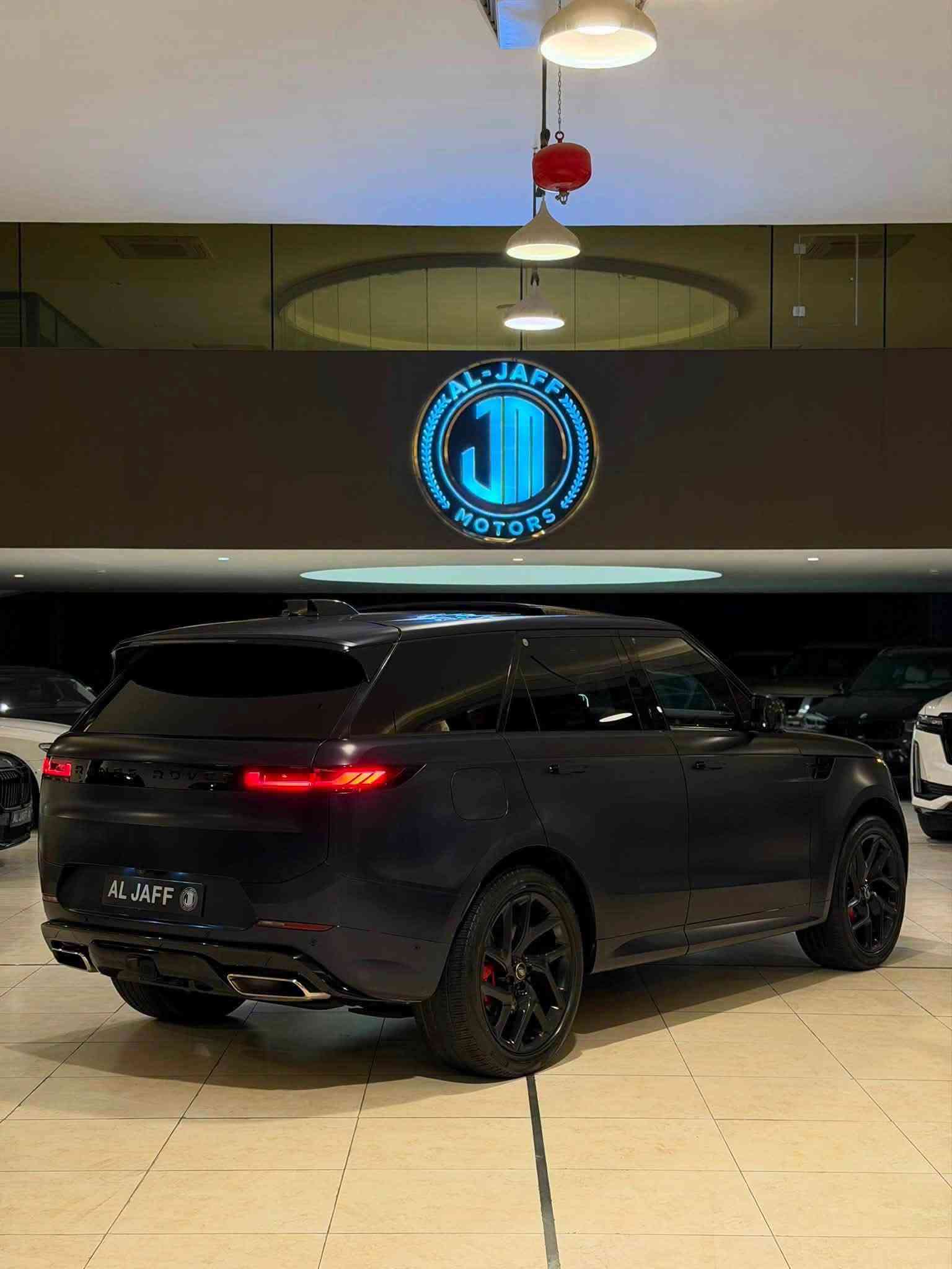 سعر جدا مناسب🔥🔥
السلام عليكم
للبيع Range rover sport p400
موديل2023  ضمان دولي كلين 
فول مواصفات داينمك ٦ سلندر كشنات كهرباء وميموري وتدفئة وتبريد ولايتات adaptive وجكات وبانوراما و٤ كامرات ٣٦٠ درجة ودوسات كهرباء وحساسات ورادار امامي وخلفي ونقط عمياء وقيادة إلية وصندوك كهرباء وداخل جملي بلاد وبعد كلش هوايه مواصفات 

🚨السياره وارد امريكي وكلين تايتل مكفولة من كلشي 
گير ومكينه وحداديه بشرط وتخم تاير جديد عليها 
 🚨ومرقمة وجاهزة ومغلفة ppf مات وبيهة كتاب تضليل من مديرية المرور 
السعر :765 $ ورقة
العنوان : السليمانية المعارض الجديدة معرض (الجاف)
للأستفسار:*********** كاوه جمال 
او واتساب نفس الرقم
