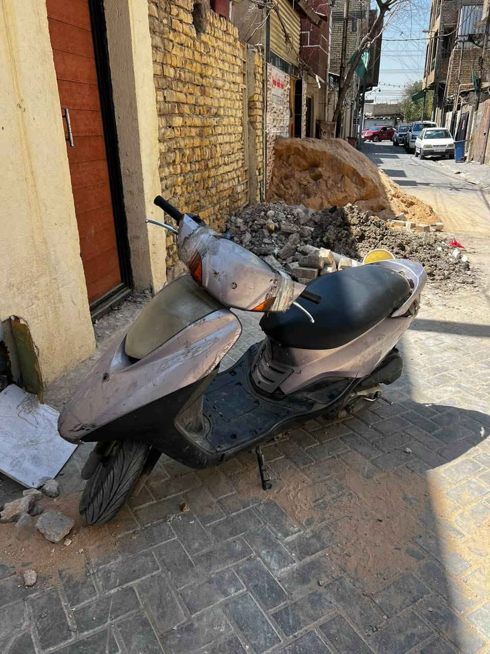 السلام عليكم دراجه للبيع اني مكفل بل نشر سعرها ب 350 وبيها مجال  هاذا الرقم والاستفسار يمه ***********
