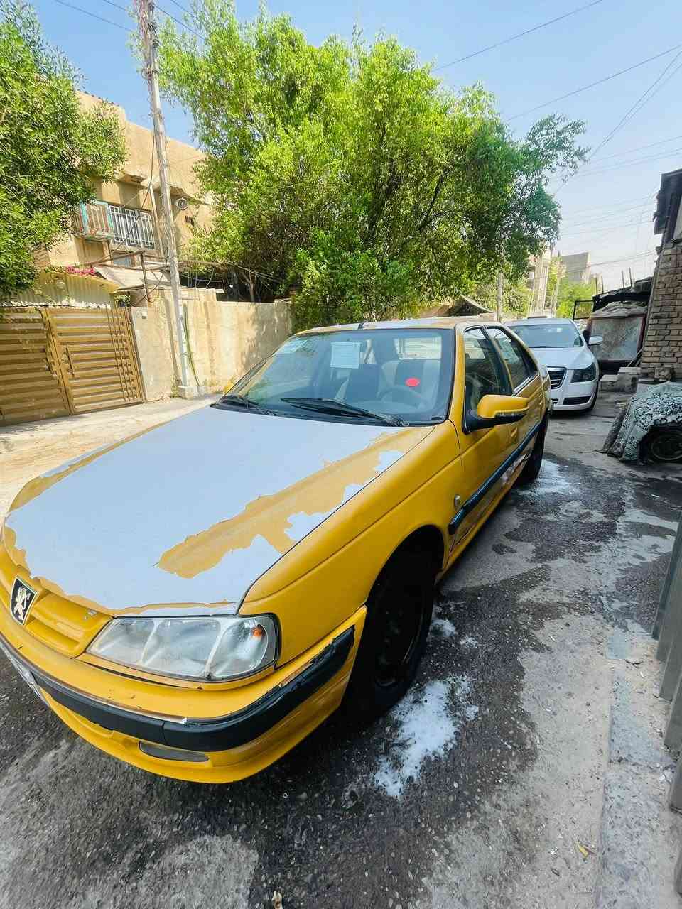 السلام عليكم بيجو بارص موديل 2015 كير ومكينه فرنسي خير وبركه تبريد ثلج داخله جديدصدر امامي خلفي تخم تاير جديد بيه فقط باب صبغ بدون دواخل رقم بغداد بسمنه تحويل ثاني مصفره هيئه وغرامات السعر 37 وبيه مجال ***********
