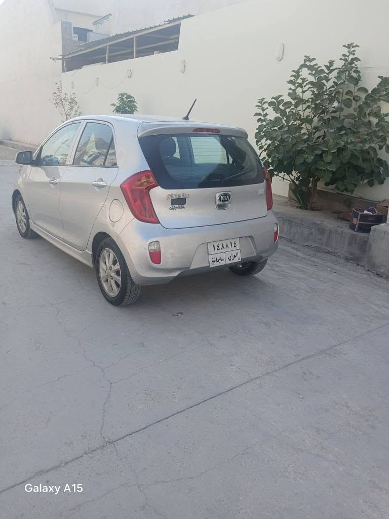 <<  كيابيكانتو >>    KIA شكل جديد نفخ 
ابودمار..موديل سيارة [[ 2013 ]].
-سعر السيارة (( ٧٥ )) ورقة وبي مجال.
- رقم سليمانية بأسمنا شرط التحويل وسيارة بية بطاقة كوبون البنزين.
-أتصال علرقم//
***********
- منشأه السيارة صناعة كورية.
-مكان سيارة كركوك.
- لون السيارة مميز (( سلفر )).
_ المواصفات السيارة خليجي...نشرات كلوب علشمسية...كير أوتوماتيك.. مكينة اربعة سلندر المرغوب مامفتوح علبلاد...تبريد وتدفئة...داخل سيارة مطعم برونزي علرصاصي...ويل كروم حجم اطارات14 بلادي...مانع ضباب..جامات كهرباء..مرايات كهرباء...تحكمات طرفين بلستيرن...بلوثوث...اواكس...ستوب لايت...يدات نيكل...مرايات شفط...إشاير بالمرئ...يو بي أس...جنح علصندوق بلادي...وكشن جك...كشنات مغلفة ماذة خام...كاعية مغلف جلد...أسبير جوكر علشركة...دوسات سبورت بلاد...سويج جداحة قفل مركزي سنتر لوك...نظام أيرباكات علبلاد.
-السيارة بية مكانين فقط صبغ وبدون الدواخل وحتى أيرباكات سليمة علبلاد.
- سيارة جاهزة بدون مصروف. كركوك, العراق
