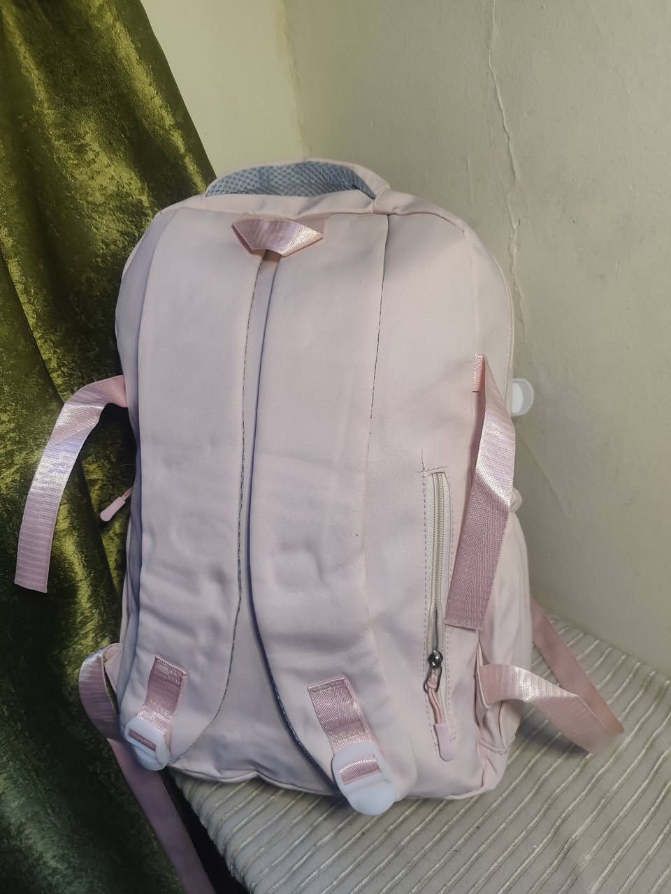 🎒✨ حقائب مدرسية كوالتي عالي ✨🎒

🔥 جودة وفخامة تستاهلها أنت وأطفالك 🔥

🎒 متوفر 5 سحابات
🎒 متوفر 4 سحابات
💯 ظهر طبي ومريح
🇰🇷 المنشأ: كوري
✨ خامة قوية وتشطيب أنيق

💰 السعر: 15,000 دينار فقط

🚚 التوصيل داخل الحرية وخارج الحرية فقط بـ 1,000 دينار 🔥

📞 للطلب والاستفسار:***********

🎒✨ حقائب مدرسية كوالتي عالي ✨🎒

🔥 جودة وفخامة تستاهلها أنت وأطفالك 🔥

🎒 متوفر 5 سحابات

🎒 متوفر 4 سحابات

💯 ظهر طبي ومريح

🔥 الكمية محدودة — احجز حقيبتك هسه! 🔥 

⭐ اختار الجودة… واختار حقيبتك بثقة ⭐

