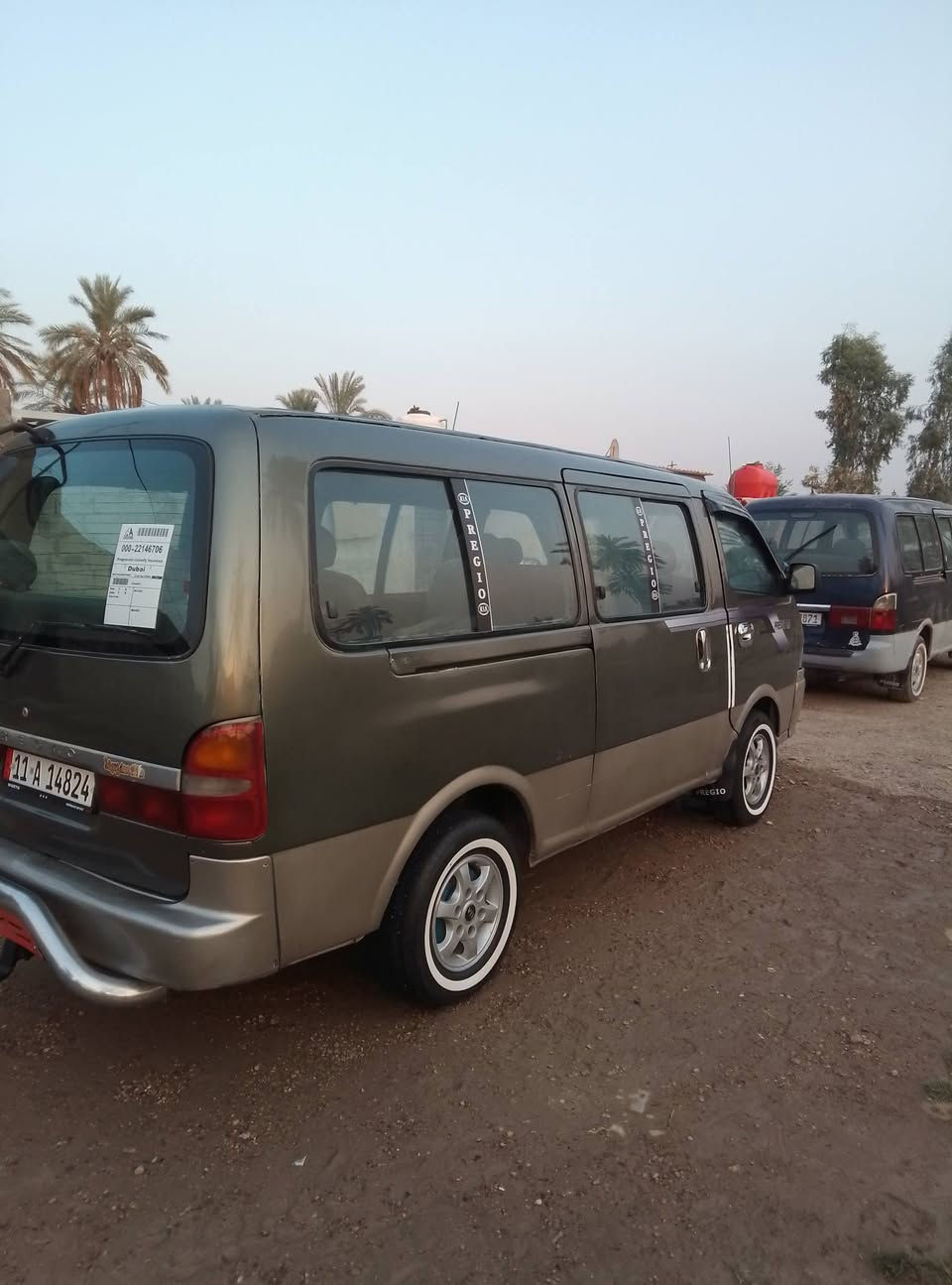 سلام عليكم
سيارة بريجو للبيع
موديل 99 
محرك كير اكسن مكفولات مال حاويه 
كهربائية جدد اتخم تاير تنته جديده مال حاويه 
مكان ابوغريب .***********

