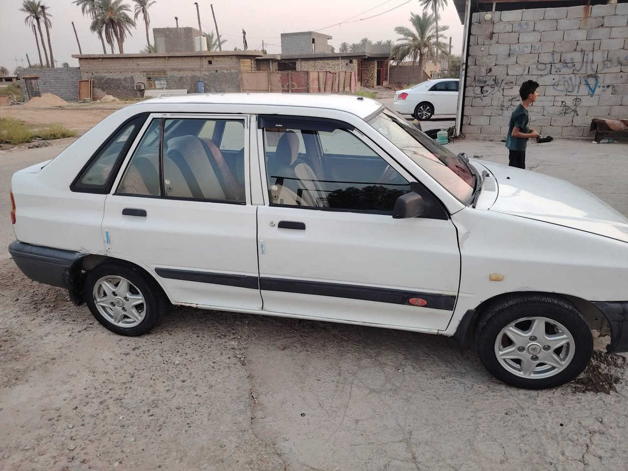السلام عليكم
سايبا ١٤١ موديل٢٠٠٩  بسمي سياره نضيفه وجاهزه من كل شي بس تبريد نقص غاز 

مكان السياره كربلاء
مكلف بلنشر
للاتصال ***********
