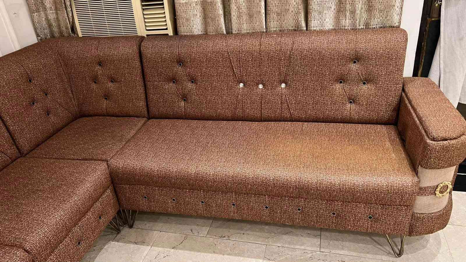 ديوان كامل • مستعمل • شبه جديد