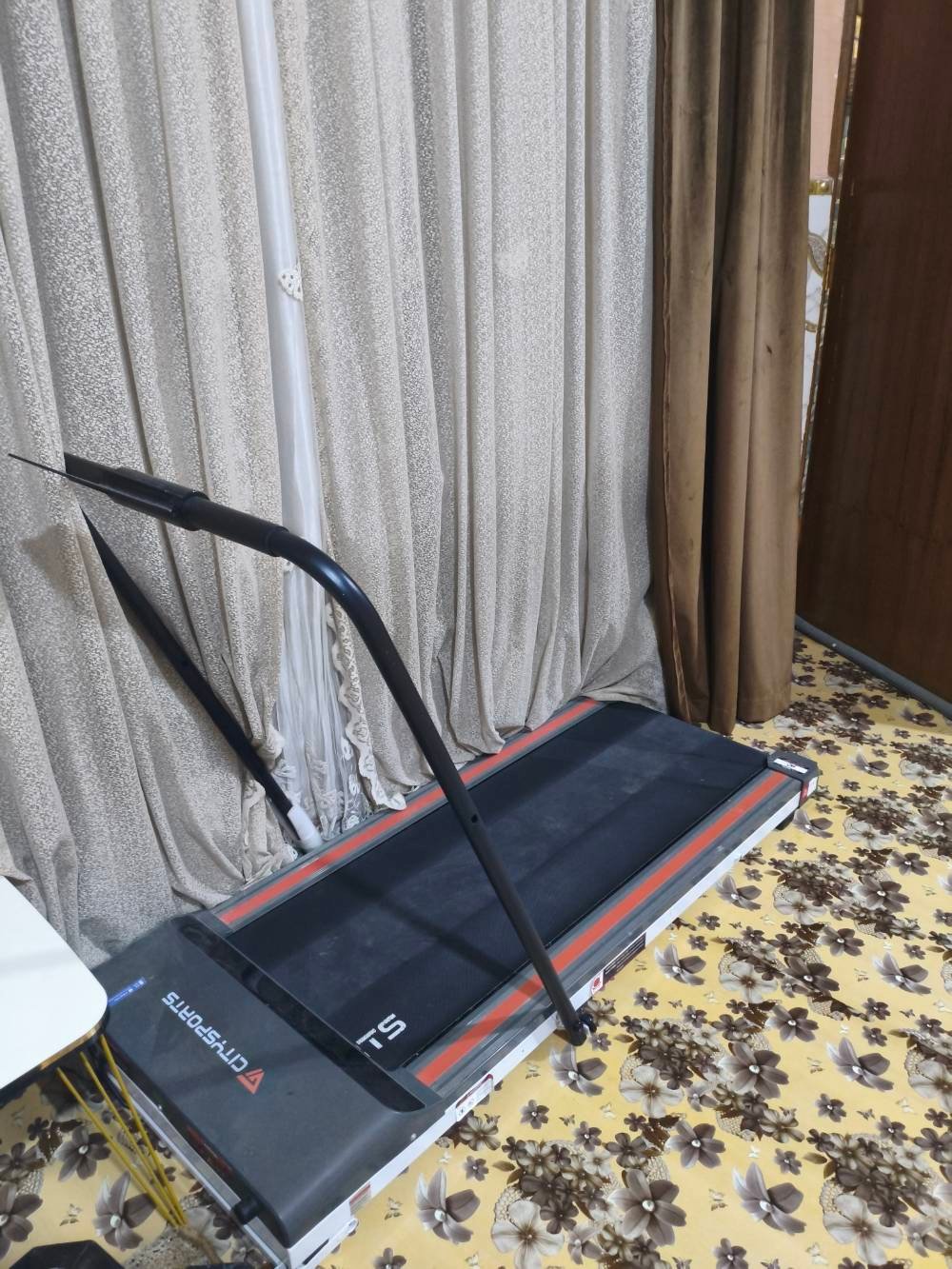 جهاز جري • كهربائي • مستعمل