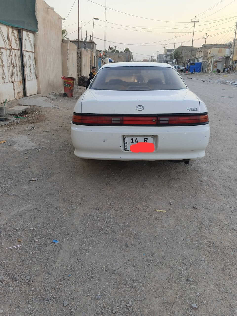مارك للبيع بيه كصه فخضه  حداديه جديده تخم تاير جديد مكينه  تمام كير تمام  كهربائية كله شغاله تبريد عاطل  سنويه 2029 راعيه يريد تحويل  سعر 40قفل  بيه تلحضات خياس ب صندوق،،، عنوان الزبير ***********
