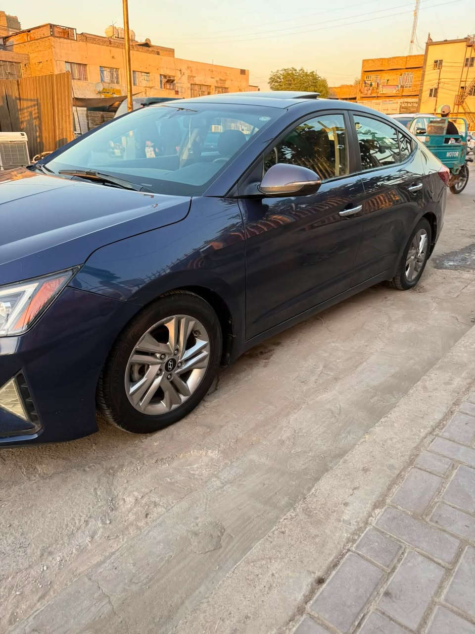 سلام عليكم انتر للبيع موديل2019 وارد كندي سياره كلين بيه فقط بس فتح باب السايق وبارد بلقماره اثر التحميل فقط بارد لاضربه ولا صبغ السياره فول موصفات فتحه بصمه تحكم بلستيرن سياقه ذاتيه السياره جديده كل نقص مابيه السياره جاهزه السعر 125 الرقم ***********
