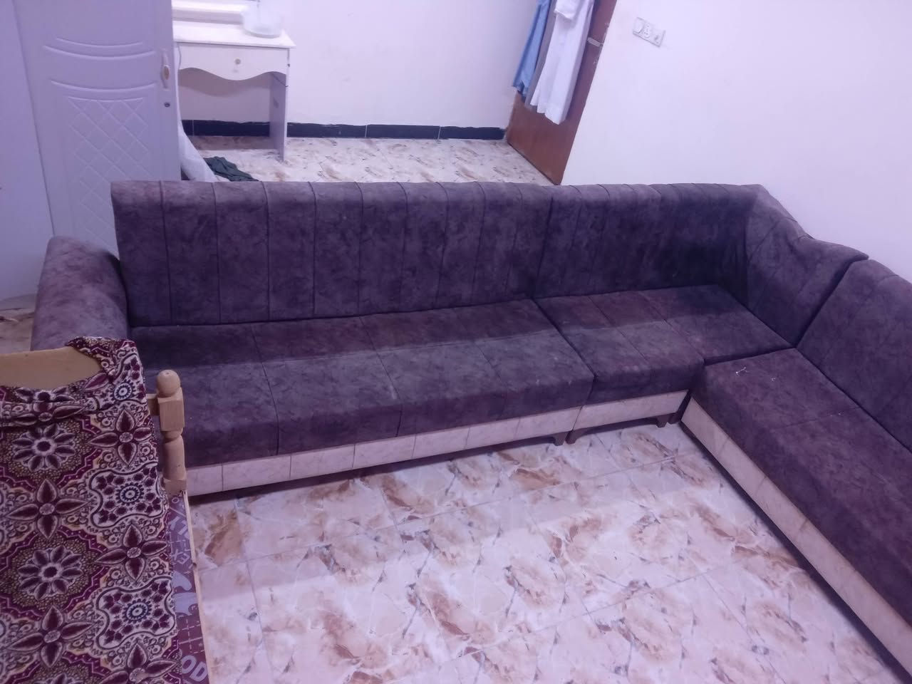 سلام عليكم تخم قنفات للبيع جديد ونضيف  عنوان تاميم/***********  السعر ١٣٠ وبيها مجال بسيط
