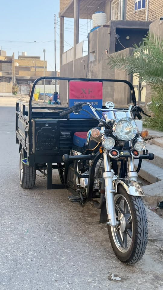 س ع جمره مديل ٢٣ طالع ب ٢٦ صارله ٥ اشهر من طالعه وكيلهاا مجمع الكرار ستوته جااهزه ع اخر حبايه شوفت عينك 
سعرهاا ٢٨٠٠ وبيهاا مجال ل شراي 
***********
