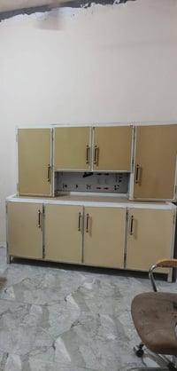 كاونتر • قطعتين • نضيف