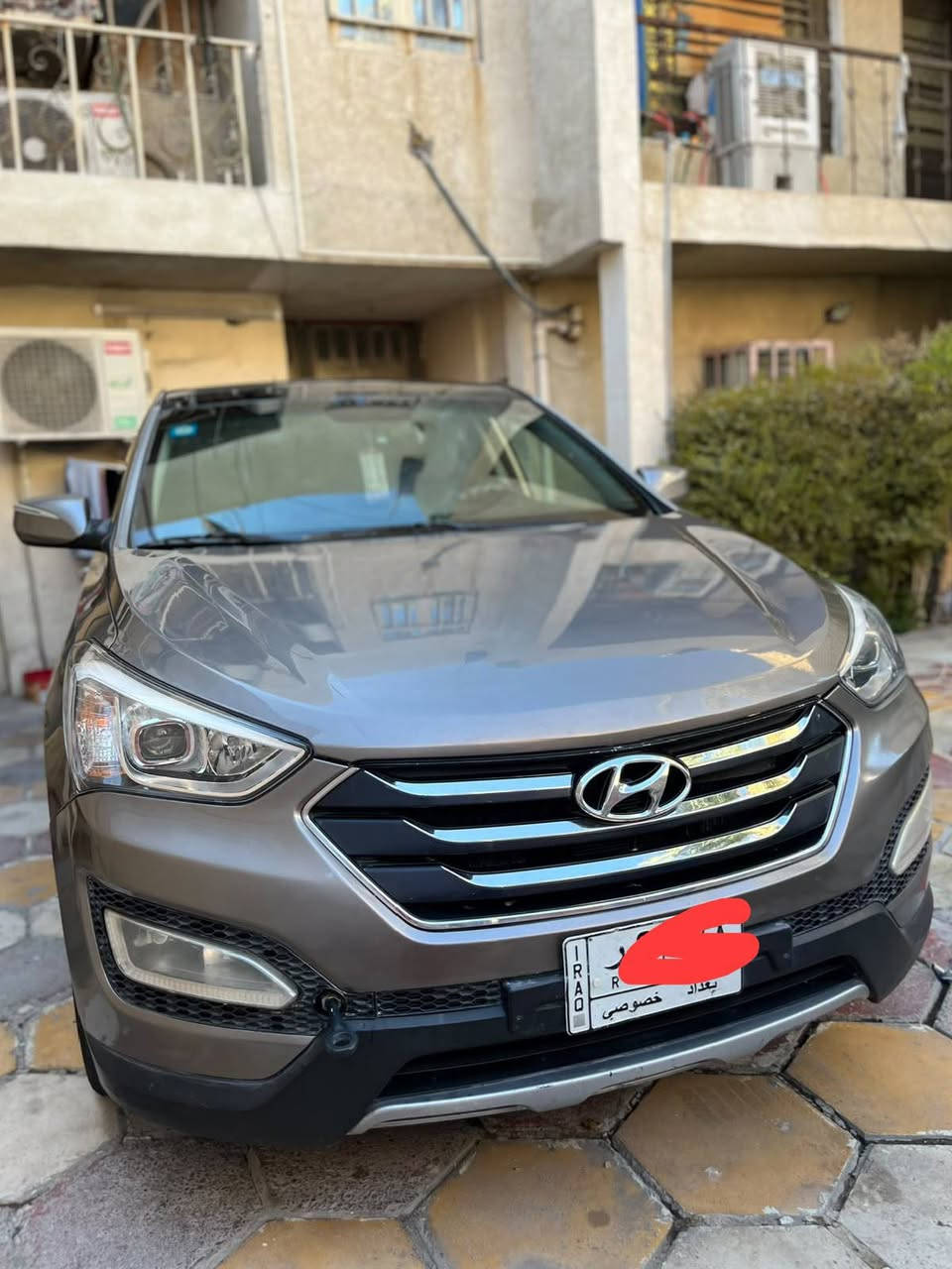 من رخصة الأدمن 
سنتافي 2013 فول مواصفات ليميتيد محرك GDI T 2000 باسمي سنويه ما نافذة صور السونار مرفقة كل شي واضح بالمنشور
السعر 125 و بيه مجال بسيط حك الجيه 
واتس اب ***********

