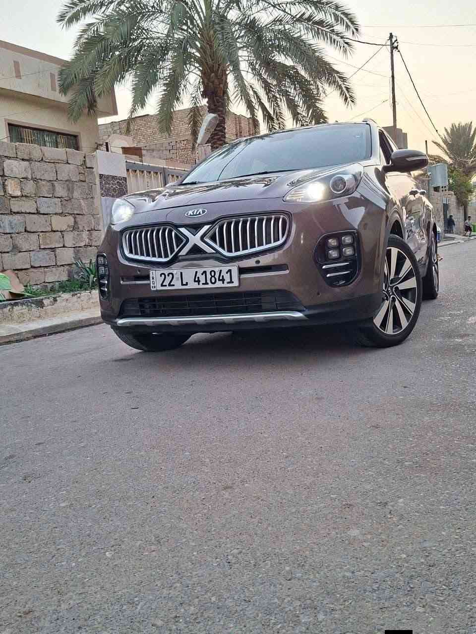 السلام عليكم سبورتج٢٠١٧خليجي فول مواصفات ١ع ١ مكينه كير كفاله سياره ع وضعيه شركه كفاله عامه شرط مانازل سياره باسمي تحويل مباشر تخم تاير حداديه مكينه وكير شرط كفاله سياره مكفوله من صبغ من ضربه مكينه٢٠٠٠ دوش  شرط وكاله سعر ١٦٥ بيه مجال كلش قليل واتس موجود مكان سياره ابوغريب خان ضاري ***********
