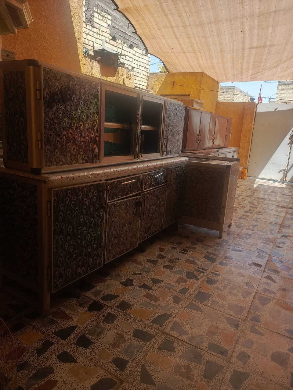 كاونترات جمله للبيع السعر مناسب تصفيه محل انت على باب الله او ابو مزاد اتصل واتساب
***********
