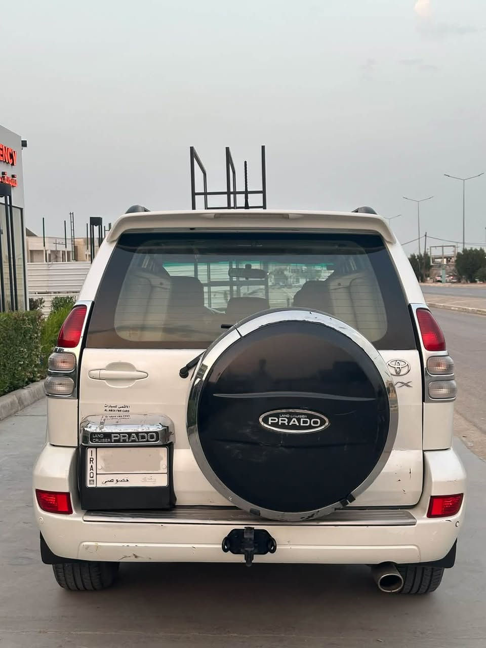السلام عليكم
برادو 2009 vx 
فول مواصفات 
كلين فقط 
كير محرك مكفولات 
ماشيه 250 الف  
عارضها بـ 165
للأستفسار الهاتف / ***********
