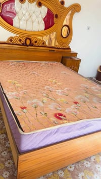 غرفه نوم للبيع نضافه 99سعره 900مكاني بغداد 07714248225
