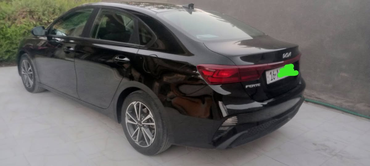 كيا فورتي موديل 24حره السعر  ١٤٥
مراوس وانطي فرق أو بيع ماشيه ٢٢ الف فقط معوقين باسمي استعمال خاص سياره بجم كبس حادثه مرفق بالصور فقط باب خلفي مبدل في اللون مكانه ديوانيه للاستفسار

 ***********  بي وات ساب ***********
