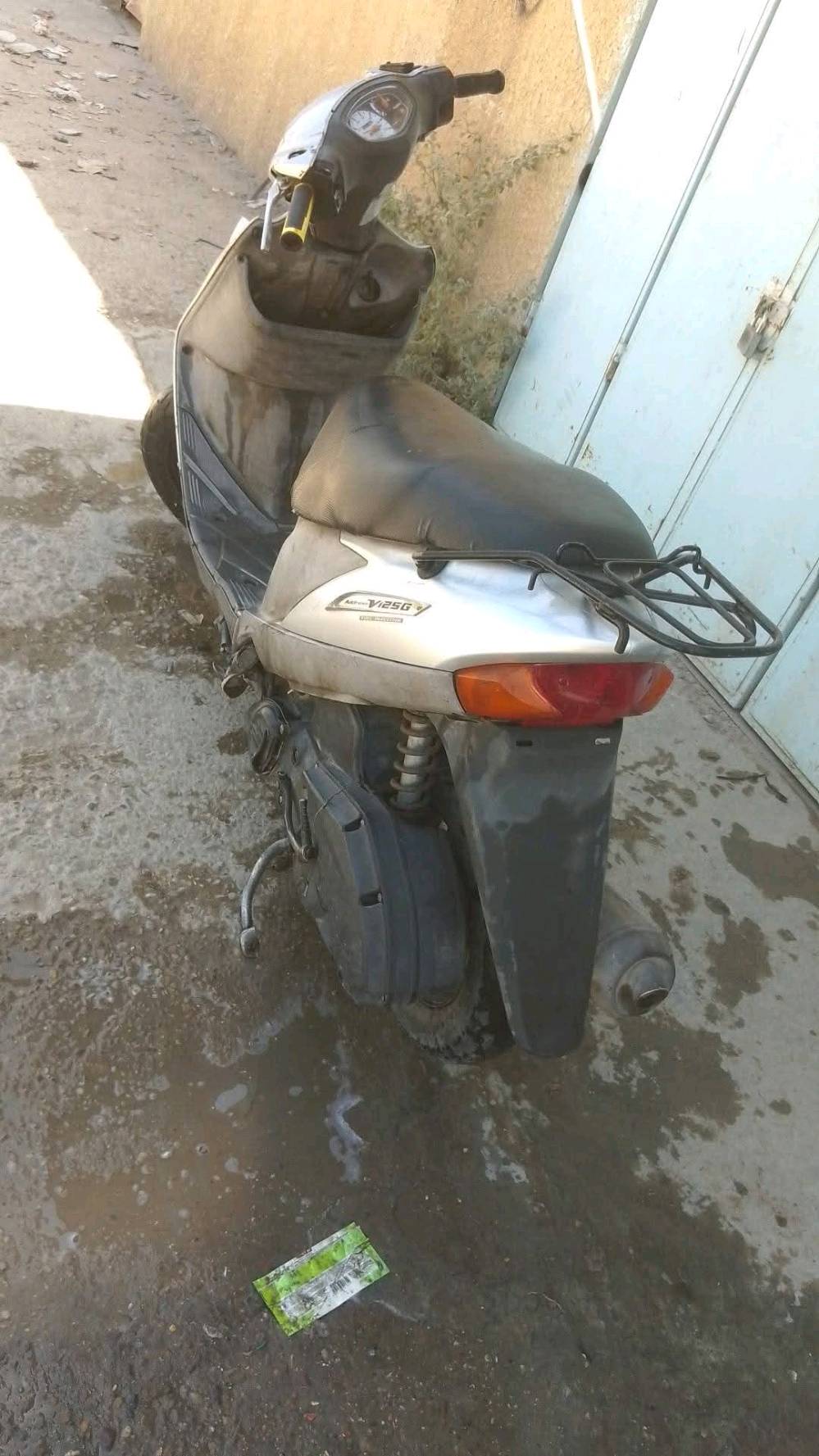 ادرس ياباني 120تبخر فقط كايمه بس شغاله نكره سلف اوراق بيها منفيس كلوب أمام يحتاجلها ترتيب بيها 2ستان ستيرن يقفل صندوك يقفل فلو نضافه السعر 350وبيها مجال رقم الهاتف *********** وبيه واتساب بغداد الحسينيه الراشيد
