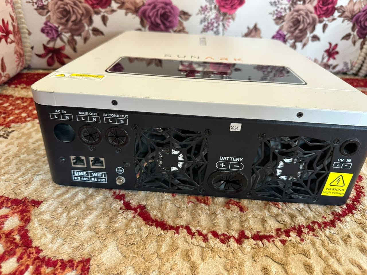 السلام عليكم
للبيع انفيرتر 4.2kw شرط فول نظافة منفذ BMS يعني تكدر تشدله بطارية ليثيوم نضام 24V 
السعر 225 الف
***********

